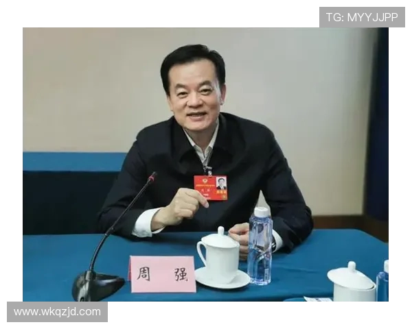 周强专访：回顾英雄联盟发展历程与未来展望的深度对话