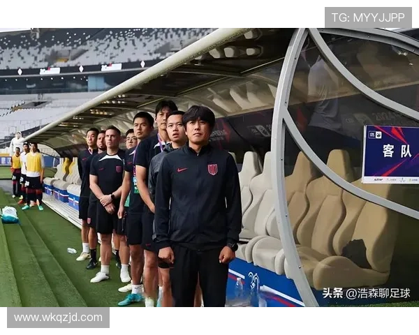 成都足球队中路突破战术解析与球队未来发展展望